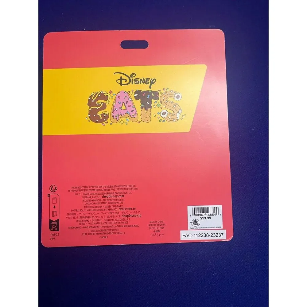 2024 Disney Parks Disney Eats Krispy Treat Donut Popcorn Apple Magnet Set HTF - Picture 3 of 16